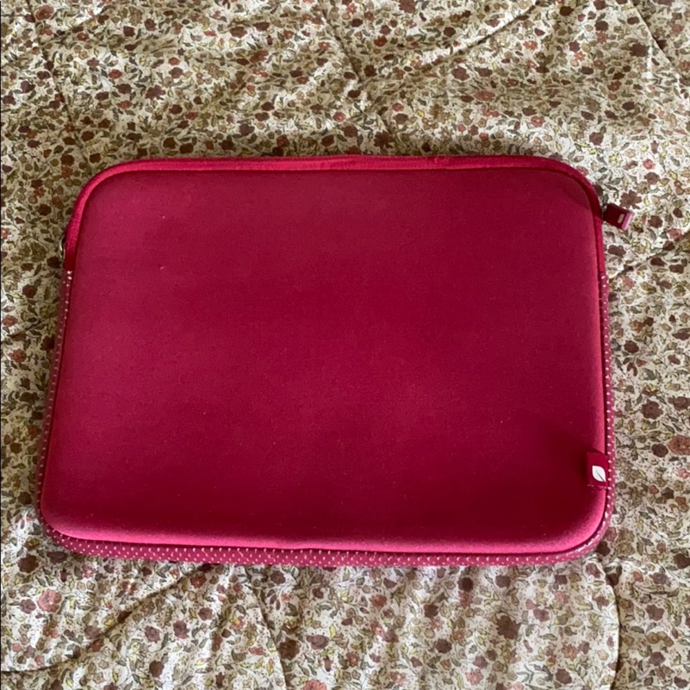 Pink incase laptop 13” cover or sleeve